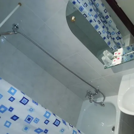 ホスタル アレナル 3*